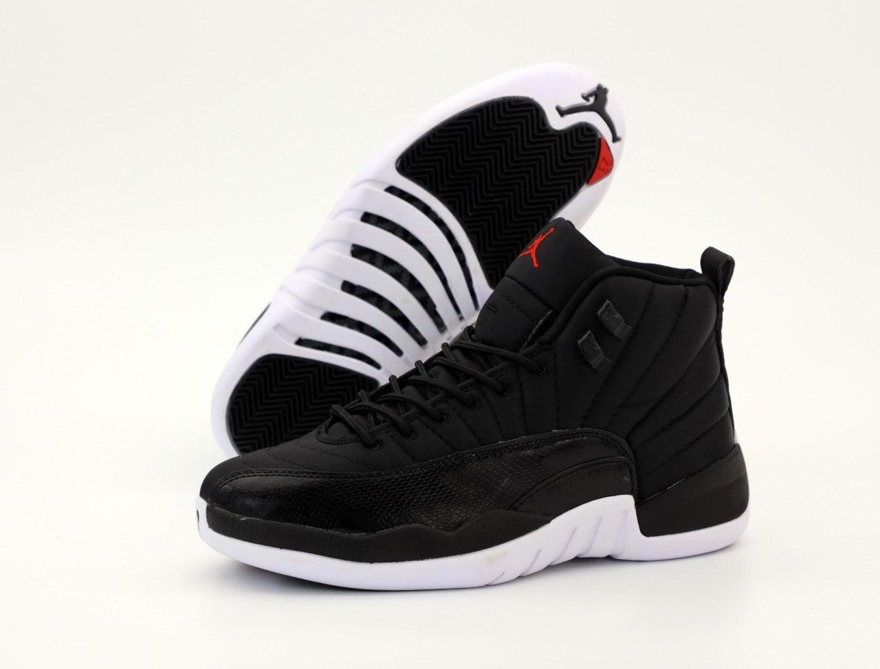 

Мужские кроссовки Nike Air Jordan 12 Black / Найк Аир Джордан 12 Черные 42, Черный