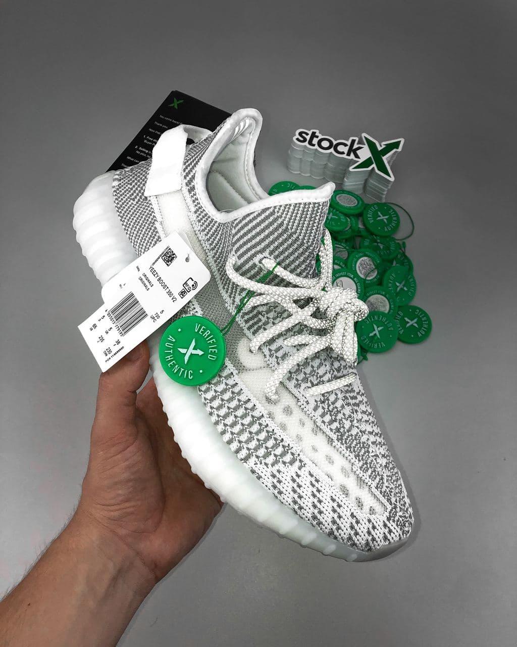 

Женские кроссовки Adidas Yeezy Boost 350 v2 White Grey / Адидас Изи Буст 350 в2 Белые Серые 38, Светло-серый