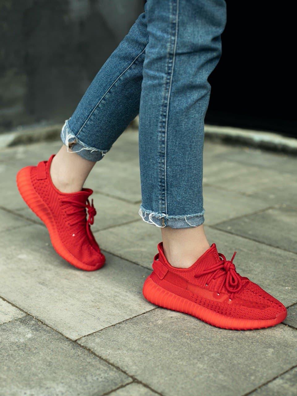 

Женские кроссовки Adidas Yeezy Boost 350 v2 Red / Адидас Изи Буст 350 в2 Красные, Красный