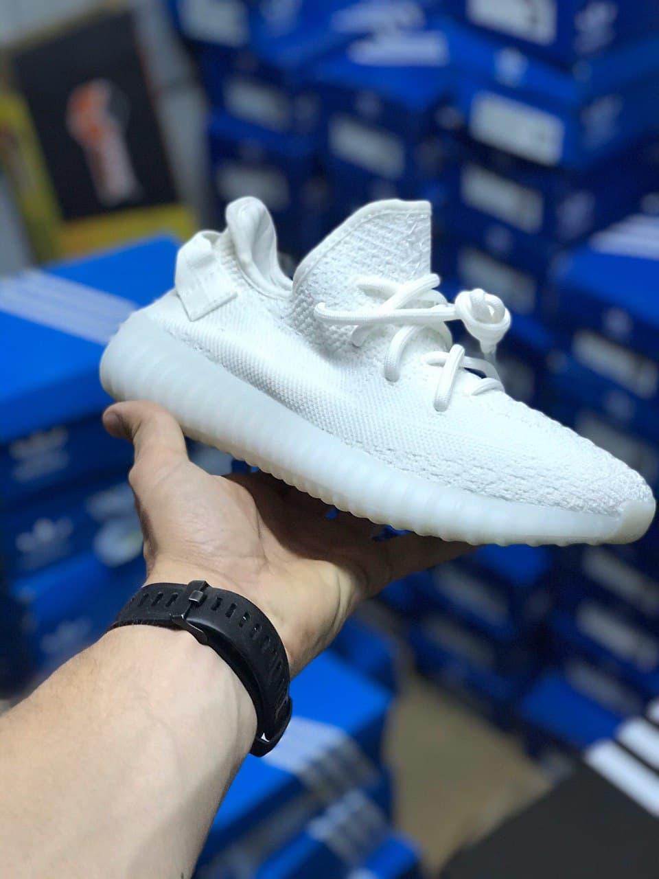 

Мужские кроссовки Adidas Yeezy Boost 350 v2 White / Адидас Изи Буст 350 в2 Белые 44, Белый