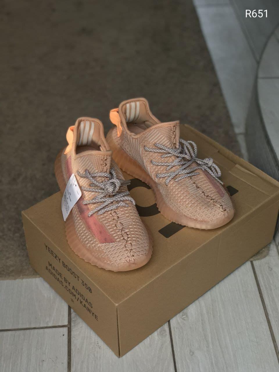 

Мужские кроссовки Adidas Yeezy Boost 350 v2 Clay / Адидас Изи Буст 350 в2 Песочные 46, Песочный