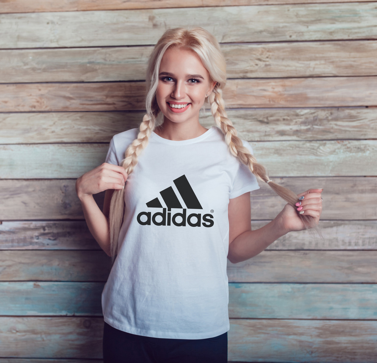 

Белая Женская футболка с принтом Adidas M, Белый