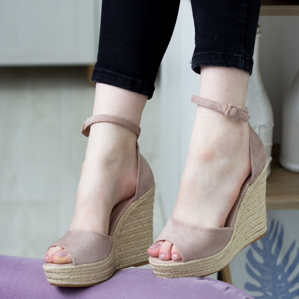 

Женские босоножки Fashion Labelle Бежевый