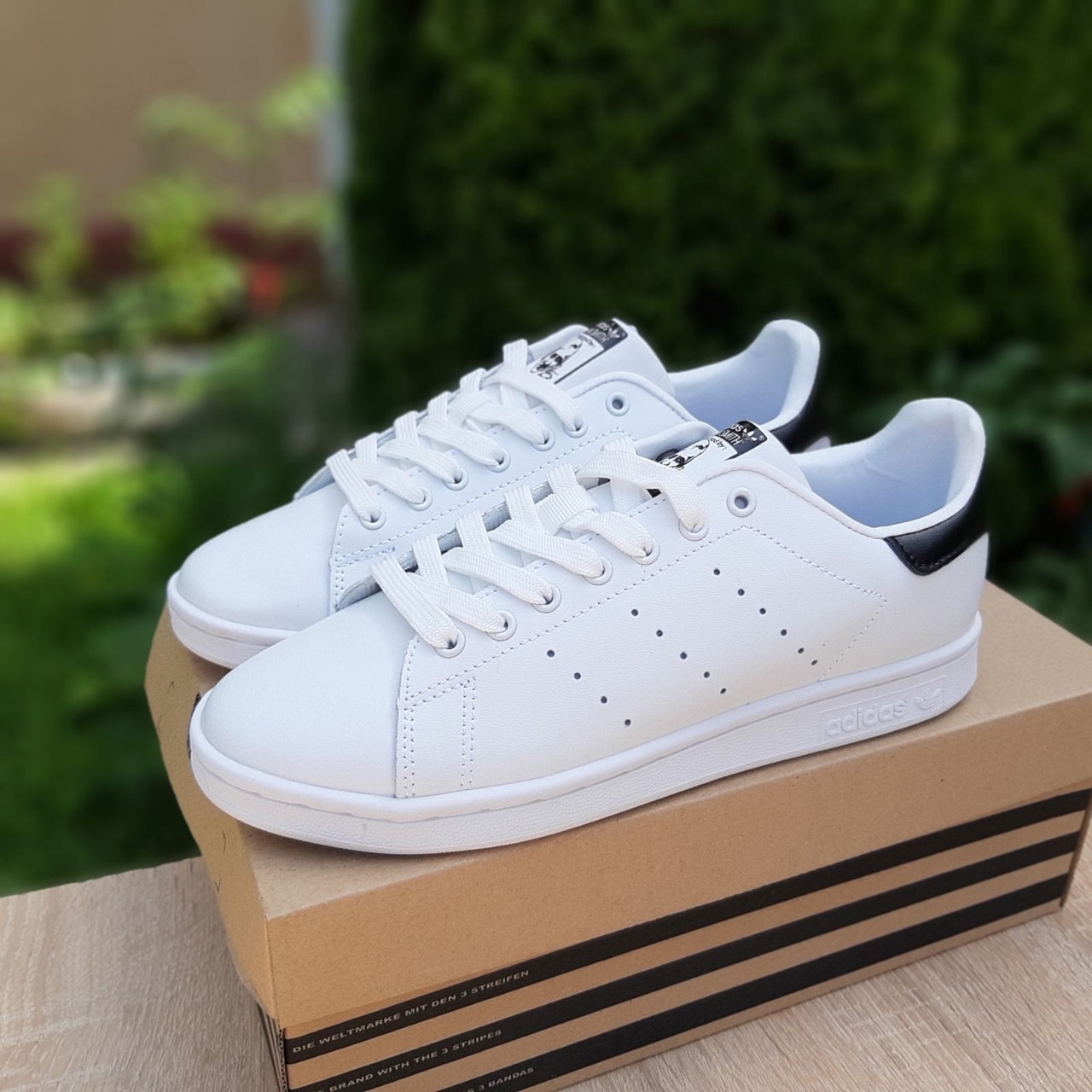 

Adidas Stan Smith мужские демисезонные белые кроссовки на шнурках. Весенние мужские кожаные кроссы, Белый