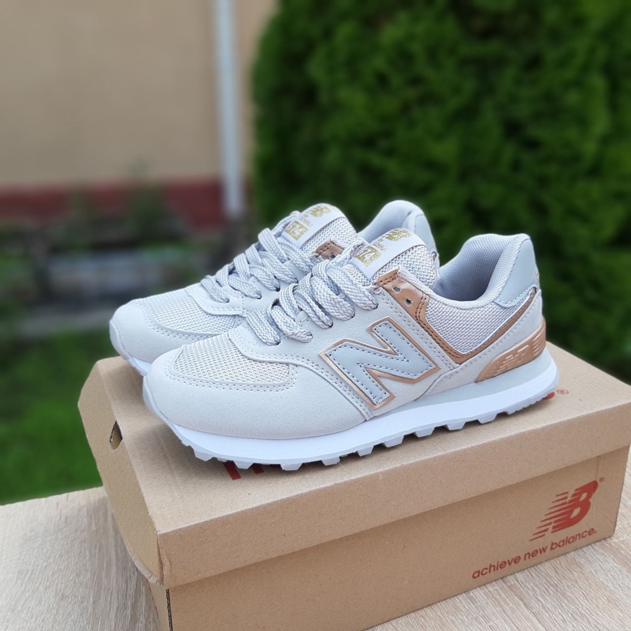 

New Balance 574 женские демисезонные черные кроссовки на шнурках. Весенние женские на сетке кроссы 40, Черный