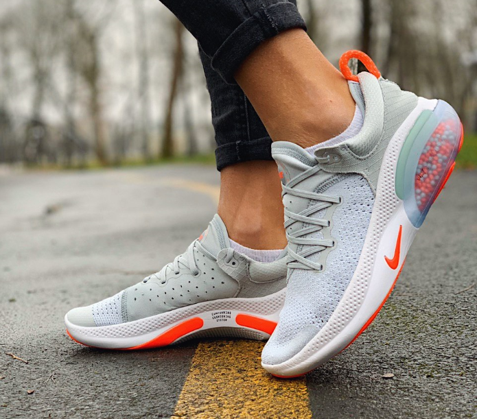 

Женские Кроссовки NIKE JOYRIDE RUN FLYKNIT Найк Джурайд Ран (36,37,38,39,40) 40 (PD-1), Белый