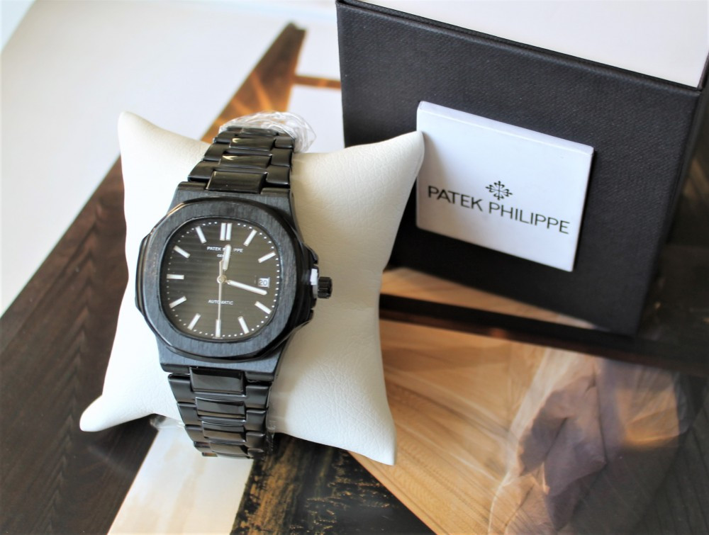 

Наручные часы Patek Philippe Nautilus black