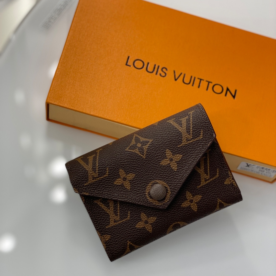 

Женский кошелек Loius Vuitton. Фирменная упаковка, Коричневый