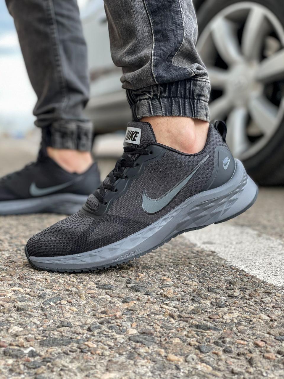 

Кроссовки мужские 18471, Nike Zoom Winflo 8 (TOP), темно-серые, [ 41 42 43 44 45 ] р. 41-26,0см., Темно-серый