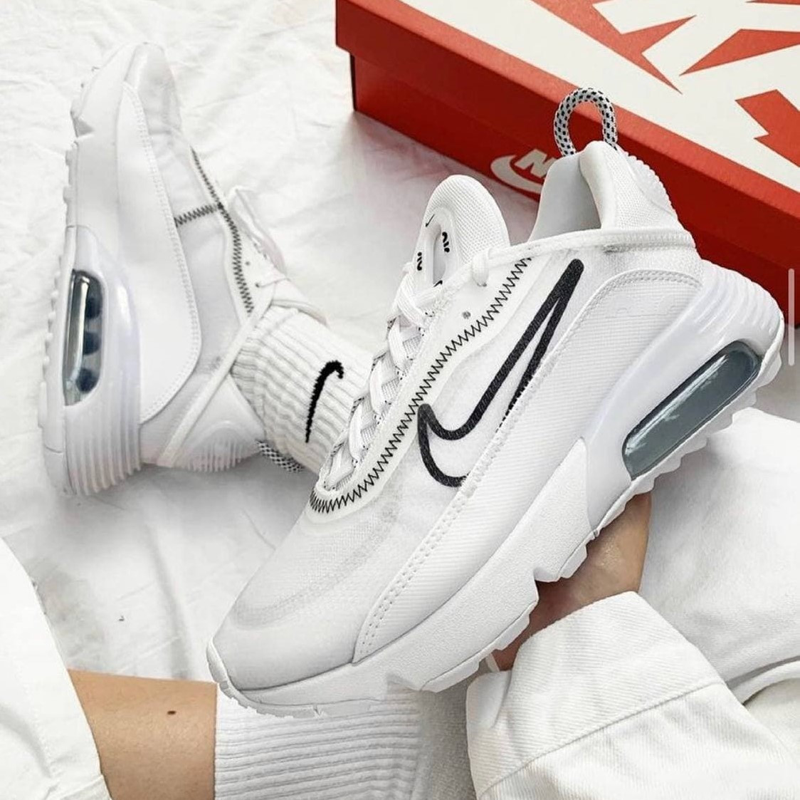 

Nike Air Max 2090 White | кроссовки женские; белые; летние/весенние; найк, Белый