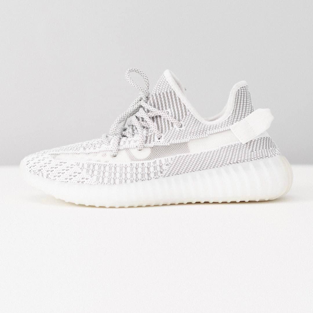 

Мужские кроссовки Adidas Yeezy Boost 350 v2 Reflective / Адидас Изи Буст 350 в2 Рефлективные, Светло-серый