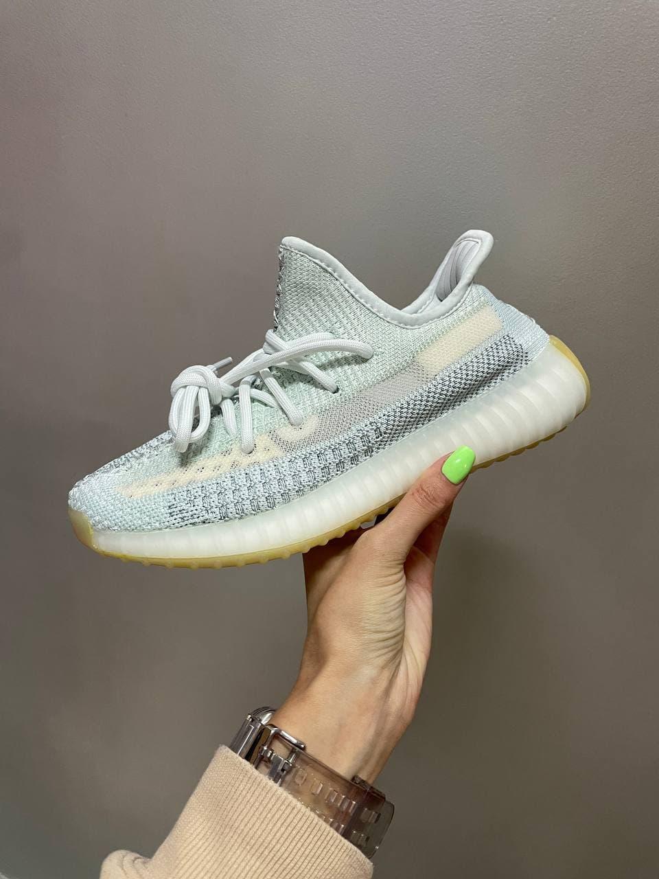 

Женские кроссовки Adidas Yeezy Boost 350 v2 Cloud White / Адидас Изи Буст 350 в2 Белые 40, Белый