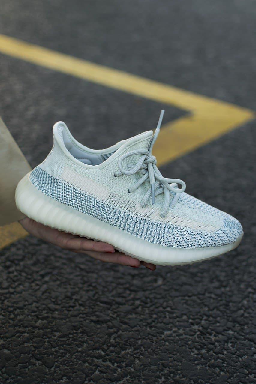 

Мужские кроссовки Adidas Yeezy Boost 350 v2 Cloud White / Адидас Изи Буст 350 в2 Белые 41, Белый