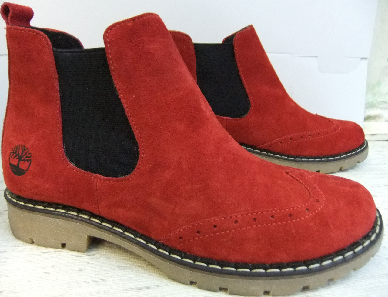 Оксфорд женские красные замшевые ботинки челси без каблука  весна осень демисезонные