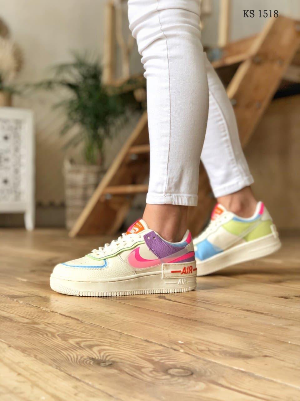 

Женские кроссовки Nike Air Force 1 low (бело/фиолетовые) 37