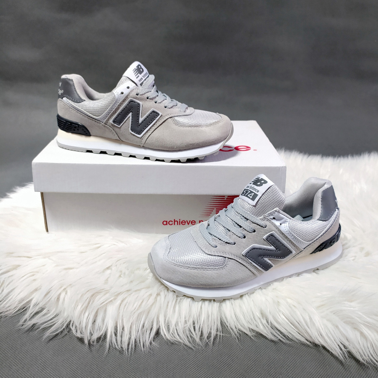 

Женские кроссовки New Balance 574 cерые, Серый