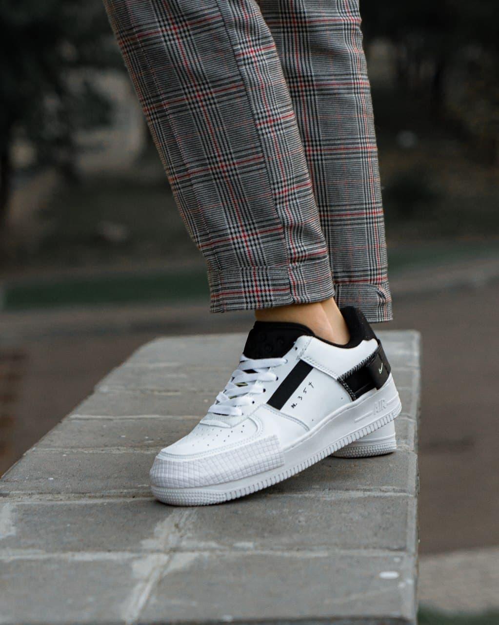 

Женские кроссовки Nike Air Force 1 Type 354 White Black / Найк Аир Форс 1 Type 354 Белые Черные 38, Белый