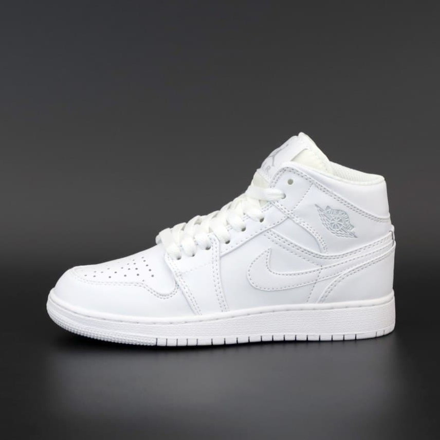 

Мужские кроссовки Nike Air Jordan Retro 1 White / Найк Аир Джордан Ретро 1 Белые, Белый