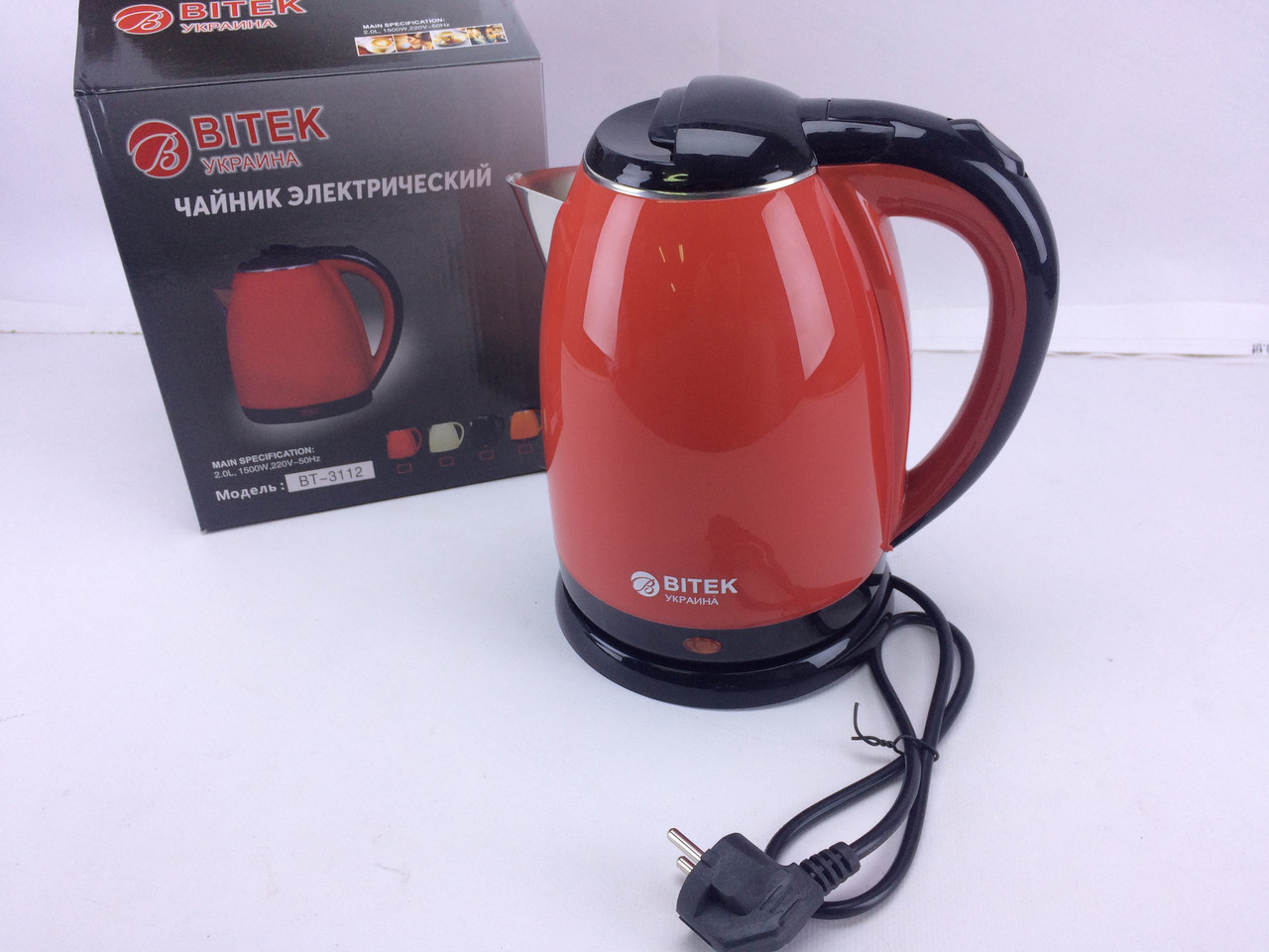 

Электрочайник BITEK BT-3112 2,0л 1500В Красный