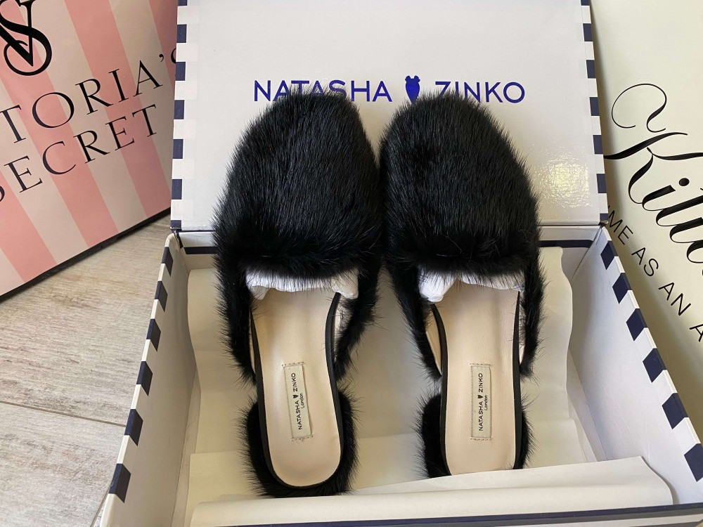 

Natasha Zinko Slippers Pantera Black