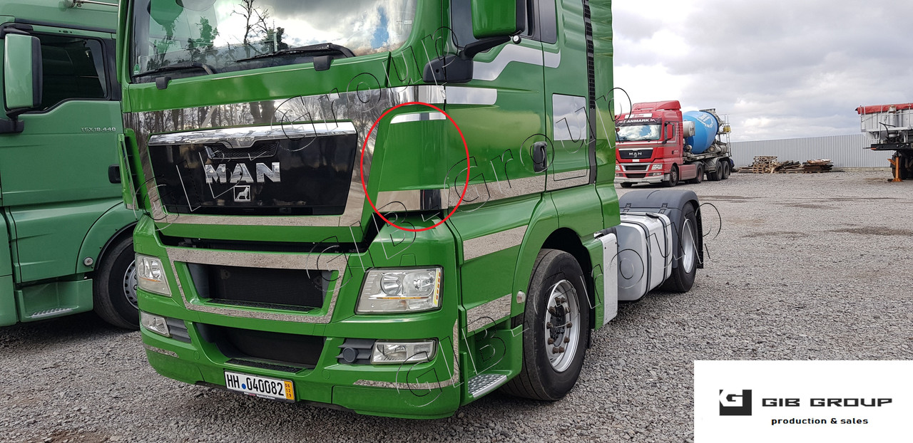 

Накладки боковые широкие MAN TGX 4шт.