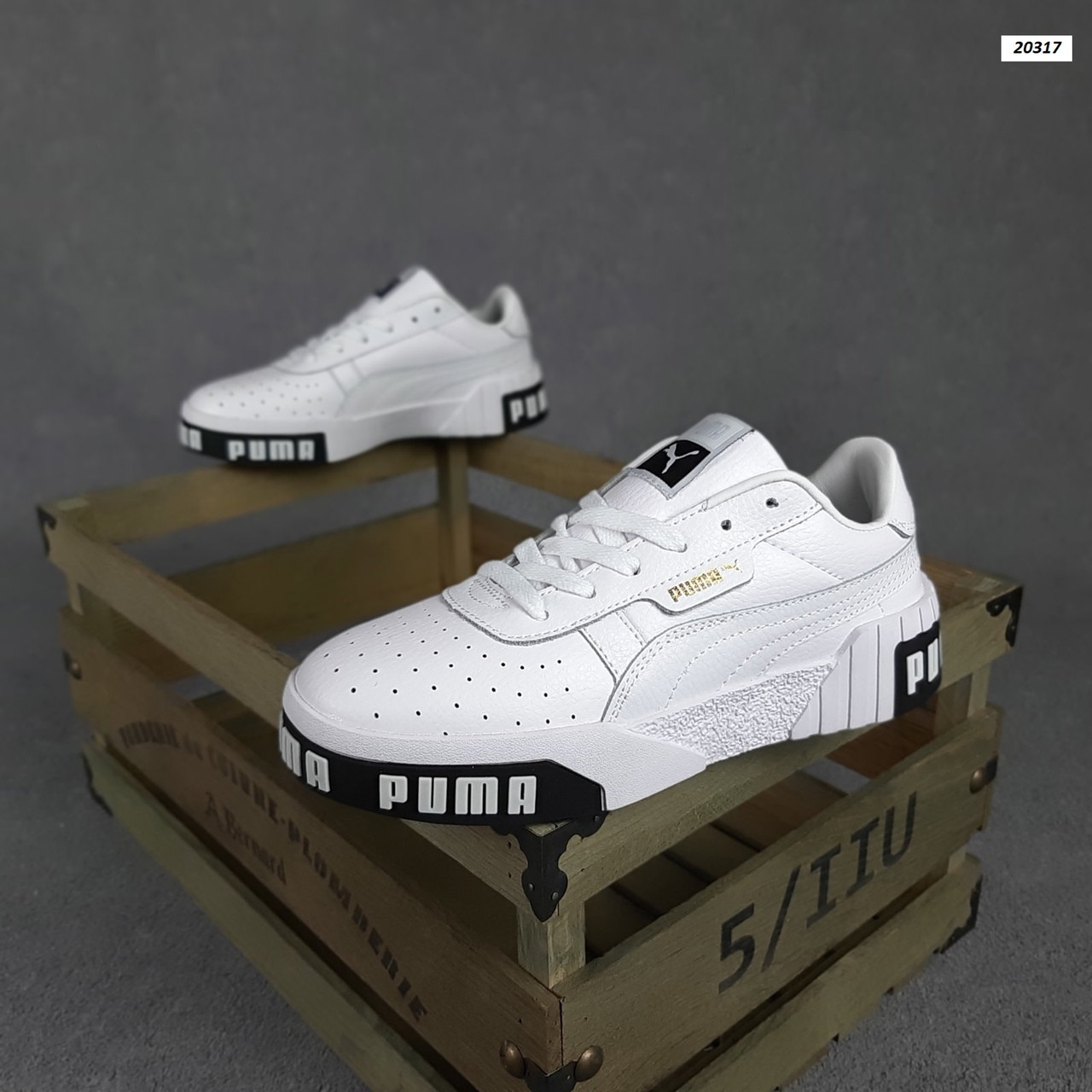 

Puma Cali женские демисезонные белые кроссовки на шнурках. Весенние женские кожаные кроссы 38, Белый