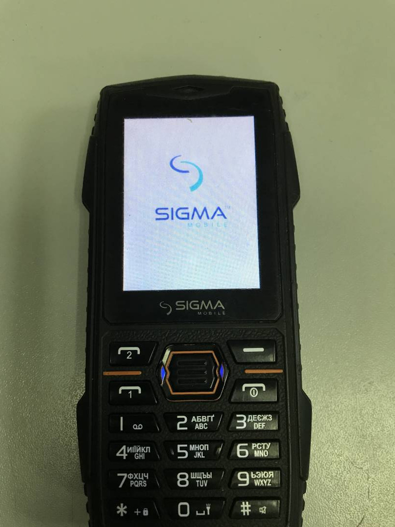 

Мобильный телефон Sigma x-treme az68 БУ. Original, Разные цвета