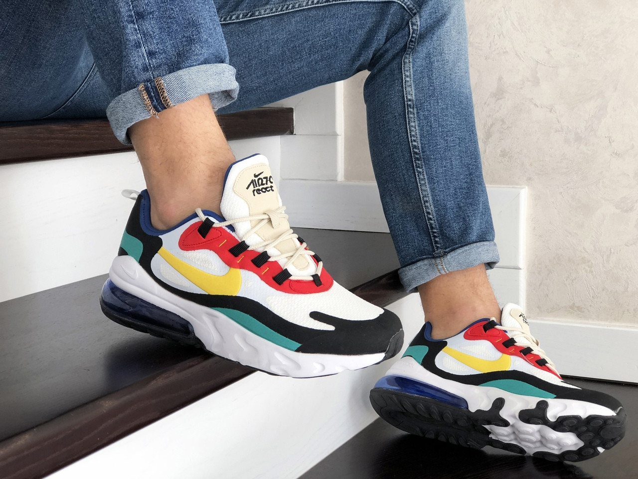 

Кроссовки мужские Nike Air Max 270 React белые с желтым\красные, Белый