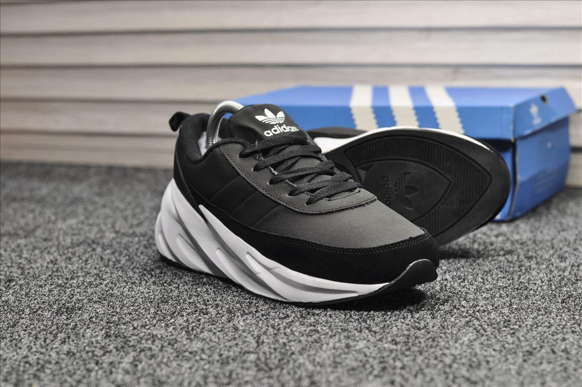 

Мужские кроссовки Adidas Shark Black White Winter (на меху) зима, чёрно-белые. Размеры (43,44,45), Черный