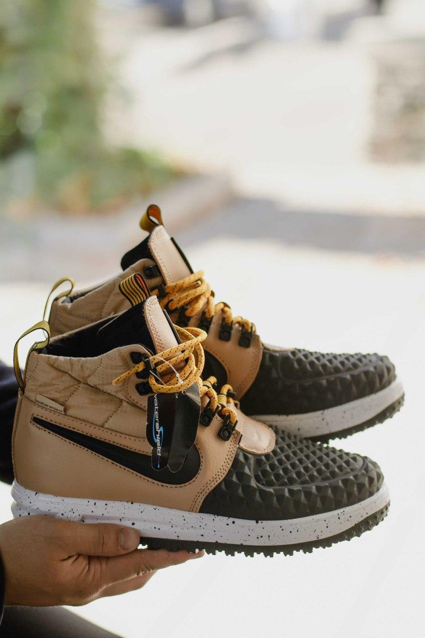 

Демисезонные ботинки мужские Nike Duckboot Beige (найк дакбут бежевые), Бежевый