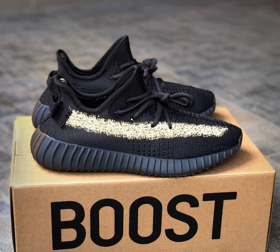 

Мужские кроссовки Adidas Yeezy Boost 350 v2 Black Cinder Reflective / Адидас Изи Буст 350 в2 Киндер Черные, Черный