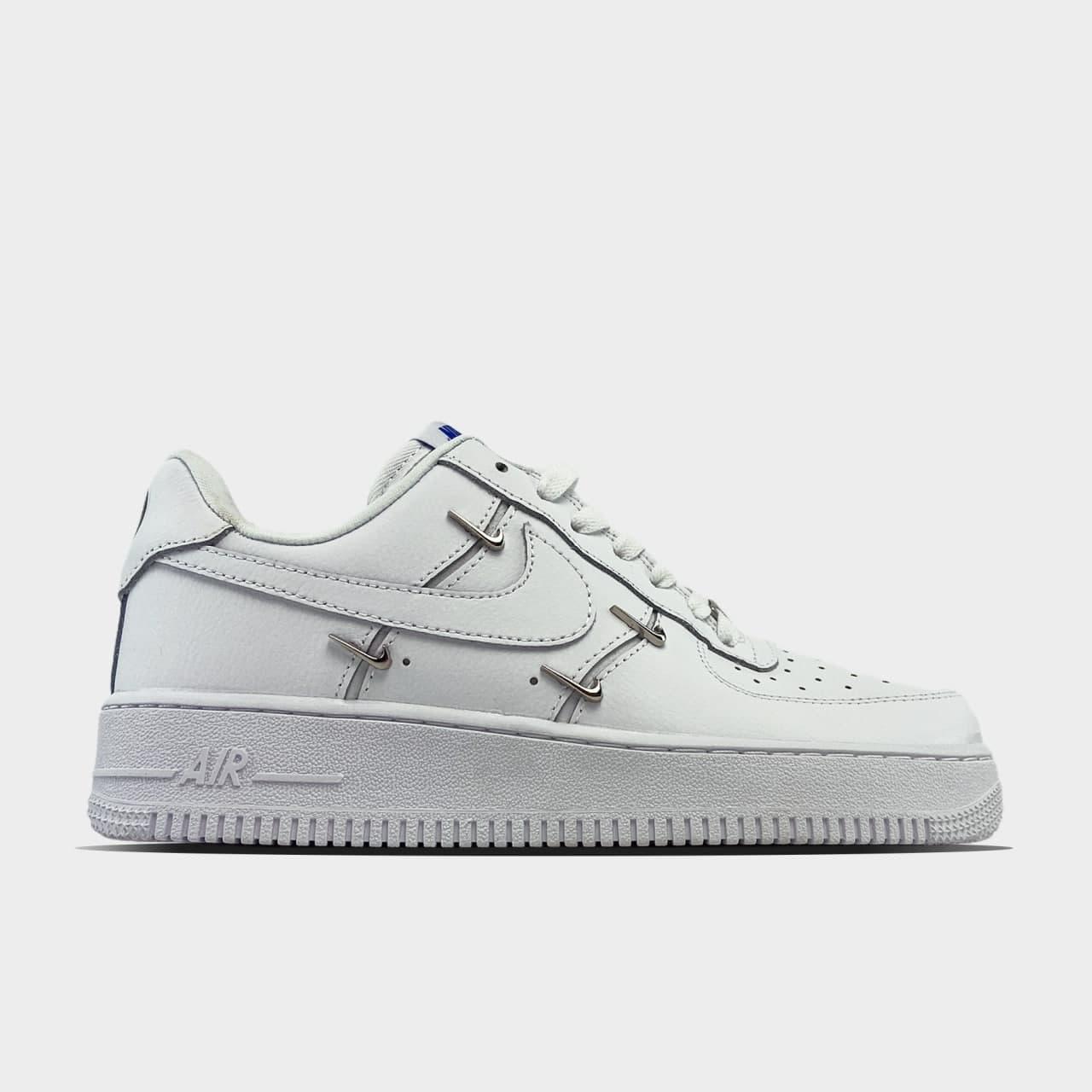 

Женские Кроссовки Nike Air Force 1 LX Chrome Swooshees White / Найк Аир Форс 1 Белый 38