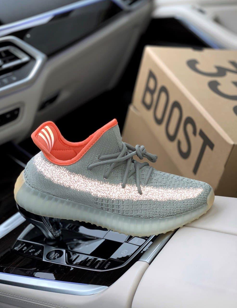 

Мужские кроссовки Adidas Yeezy Boost 350 v2 Desert Sage / Адидас Изи Буст 350 в2 Серые 44, Серый