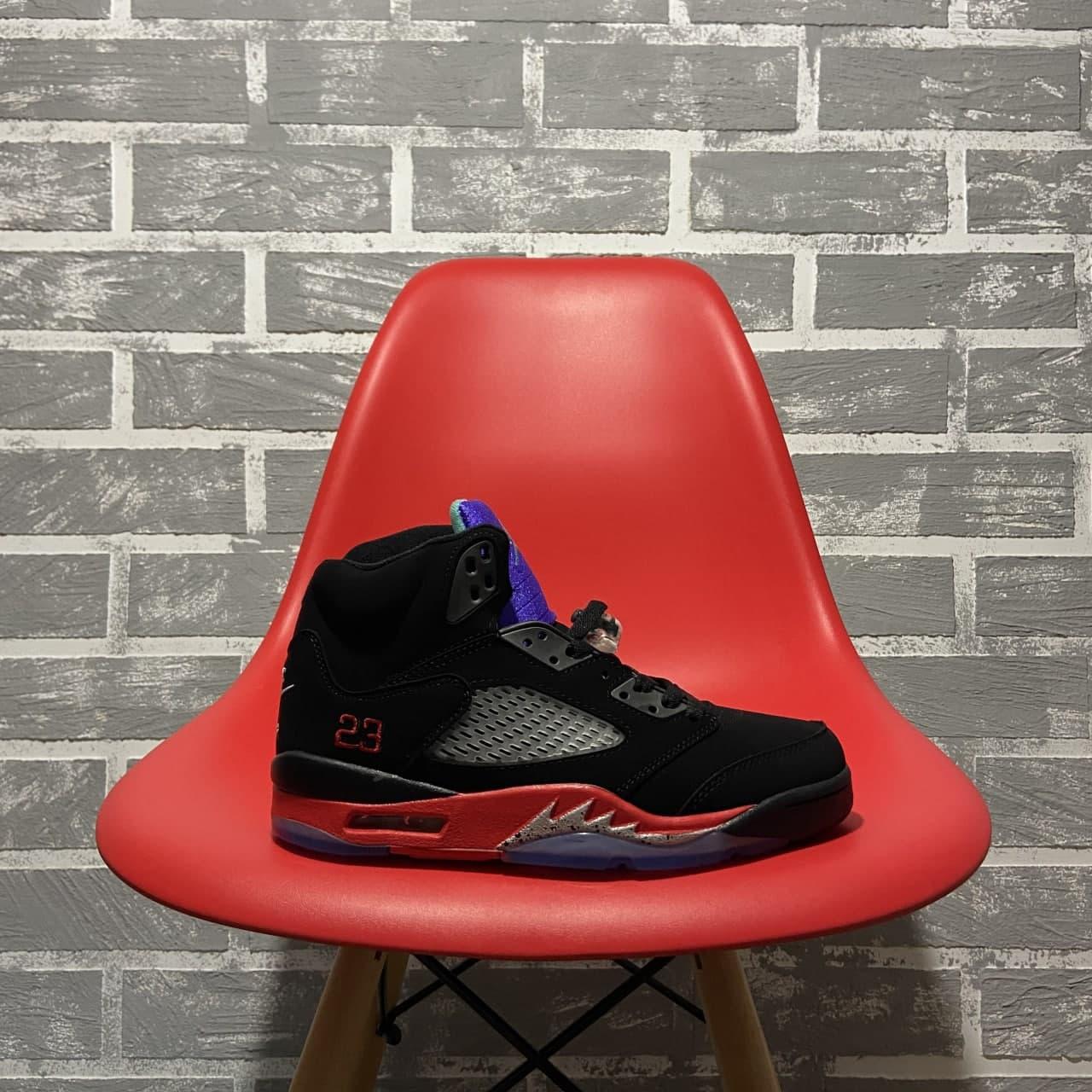 

Мужские кроссовки Nike Air Jordan V Retro Black / Найк Аир Джордан 5 Ретро Черный 45