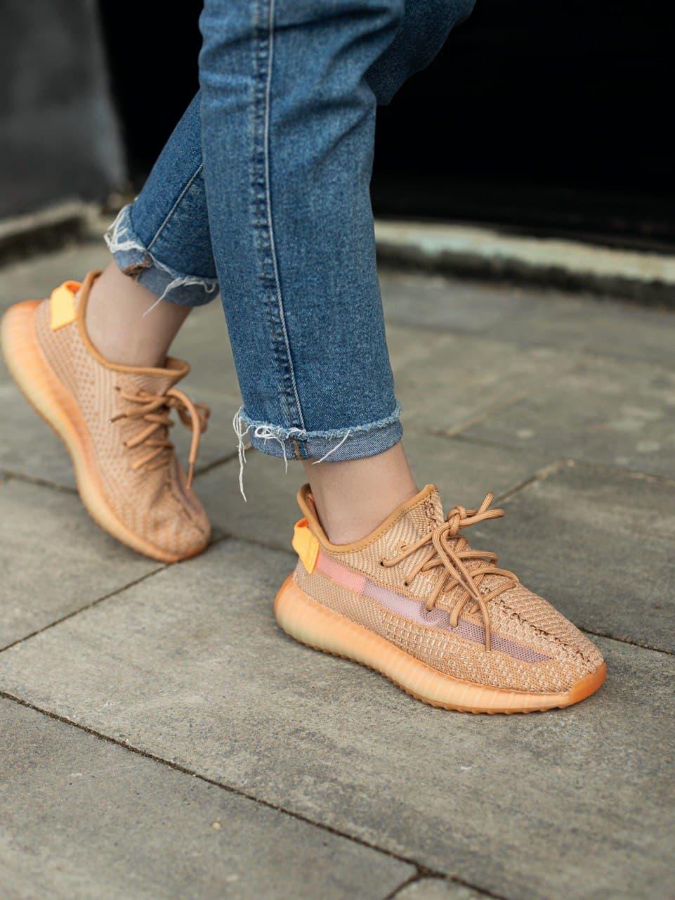 

Мужские кроссовки Adidas Yeezy Boost 350 v2 Clay / Адидас Изи Буст 350 в2 Песочные 41, Песочный