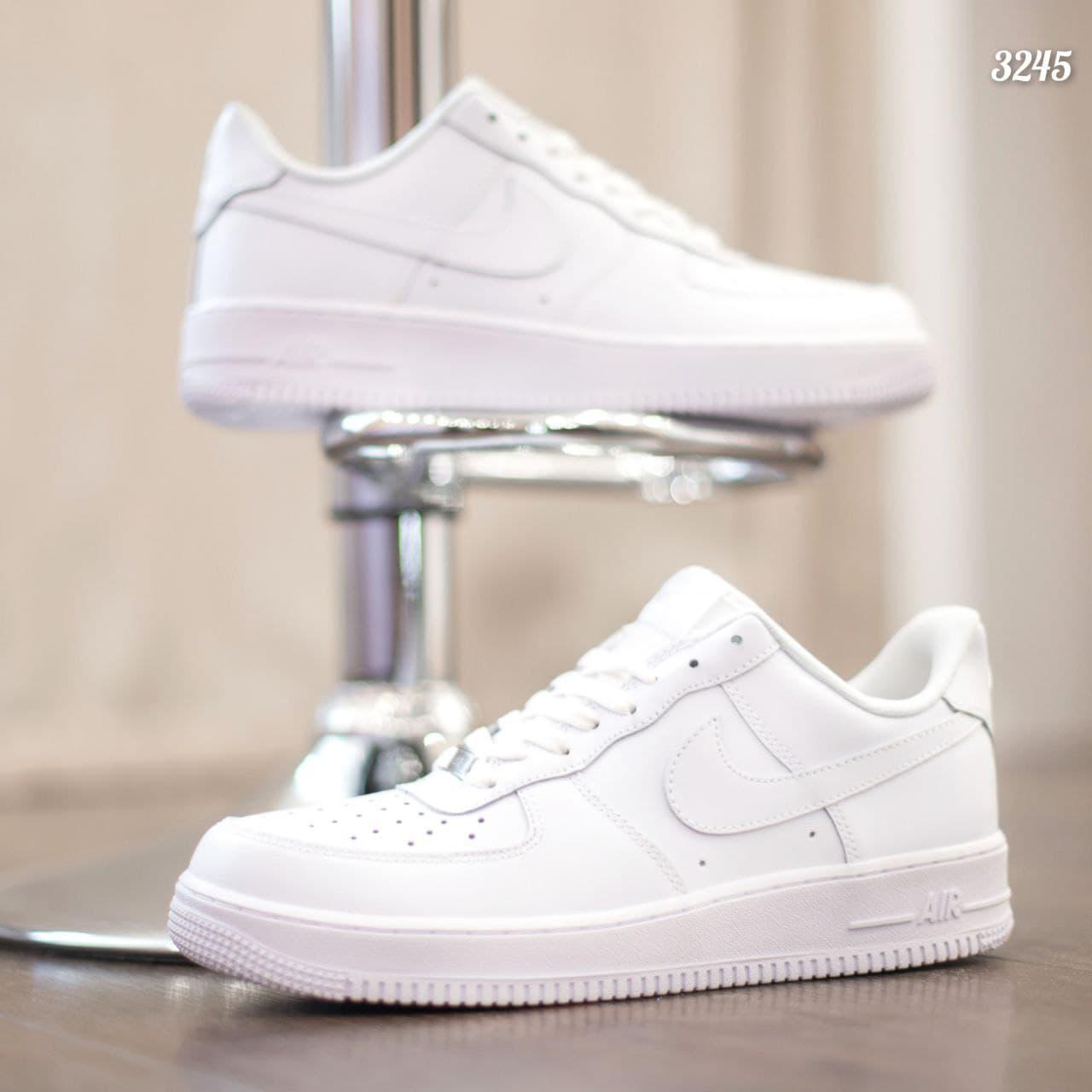 

Мужские Кроссовки Nike Air Force 1 Mid LV8 White / Найк Аир Форс 1 Мид ЛВ8 Белые, Белый