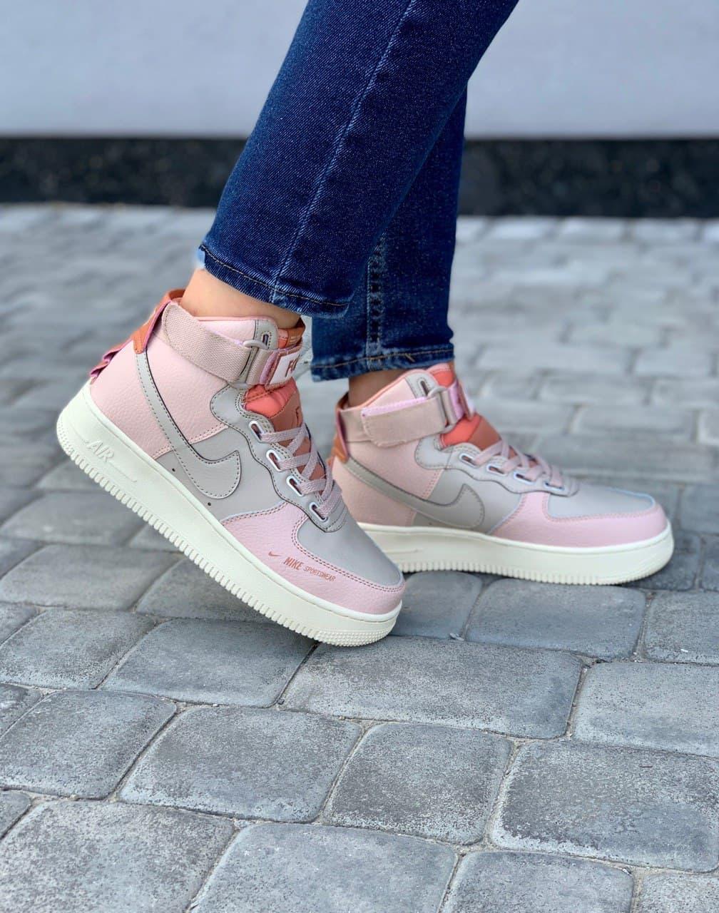 

Женские кроссовки Nike Air Force 1 High Utility Pink / Найк Аир Форс 1 Высокие Розовые 39, Розовый