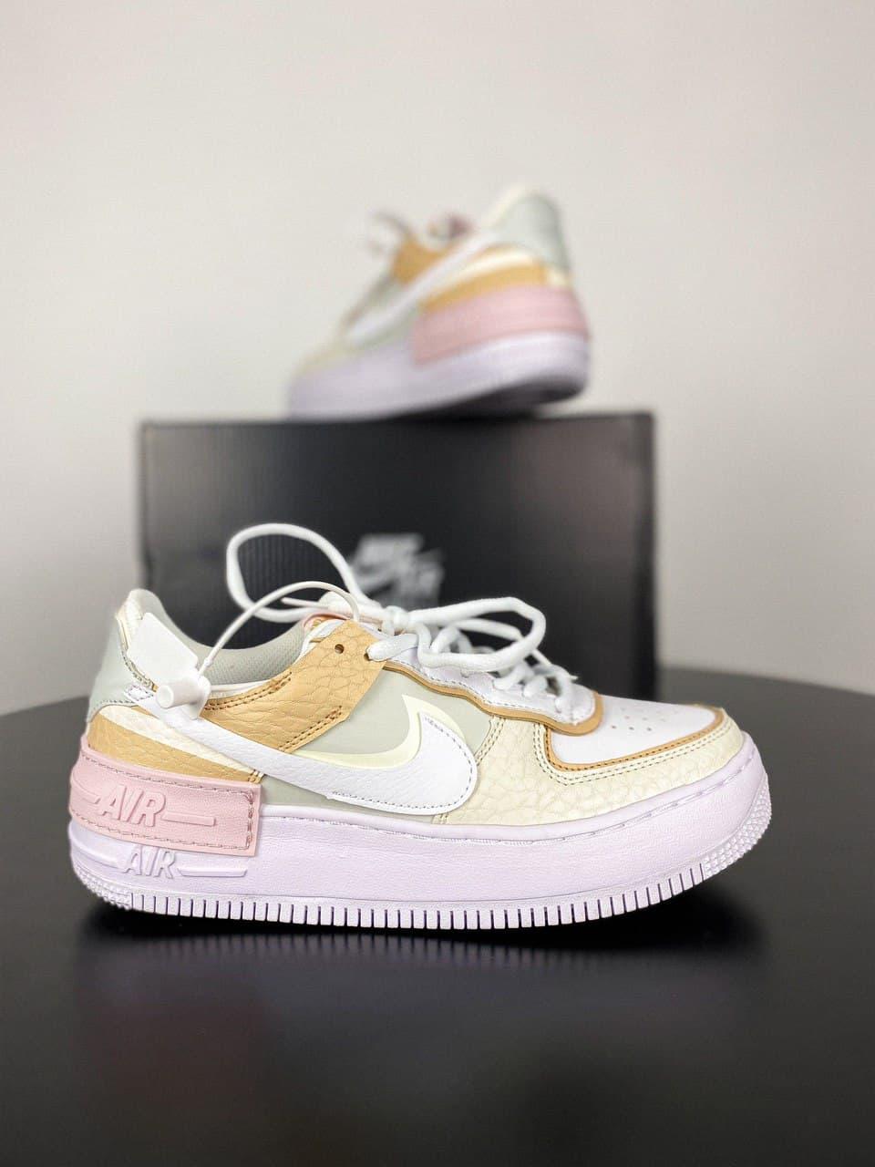 

Женские кроссовки Nike Air Force 1 Shadow Spruse Aura Cream / Найк Аир Форс 1 Шадоу Аура Кремовые 39, Кремовый