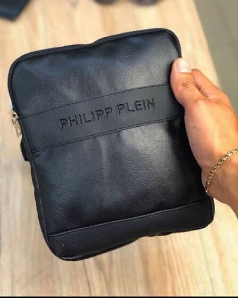 

Мессенджер черный Philipp Plein D19