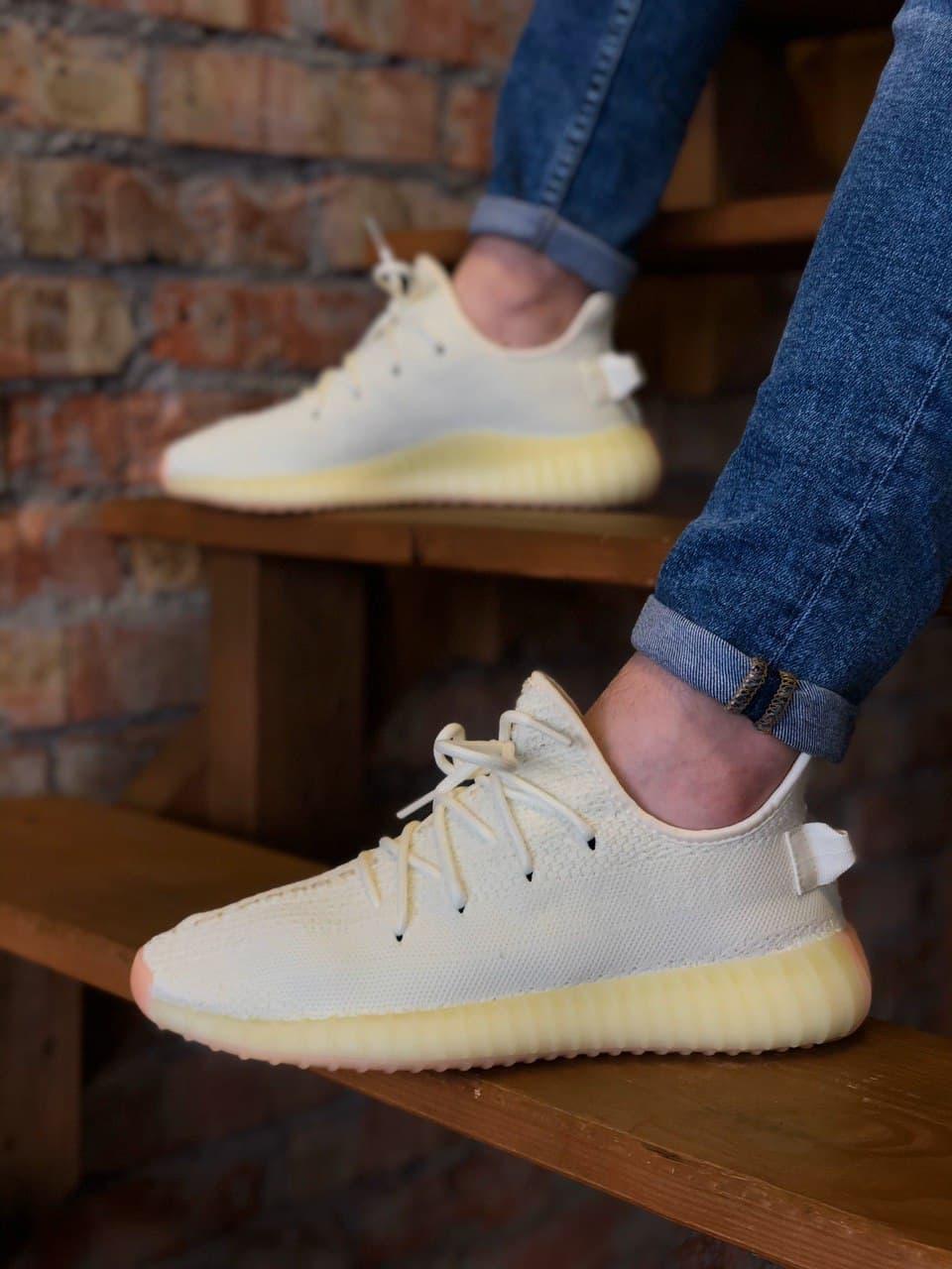 

Мужские кроссовки Adidas Yeezy Boost 350 v2 Butter / Адидас Изи Буст 350 в2 Желтые 41, Желтый