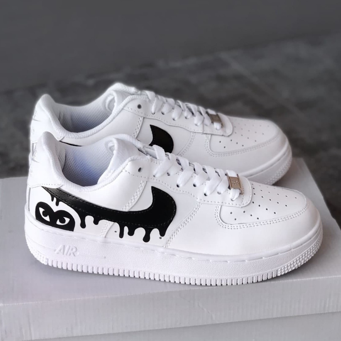 

Nike Air Force 1 Lov White Black | кроссовки мужские и женские; белые/черные; весенние/осенние; найк 39, Черно-белый