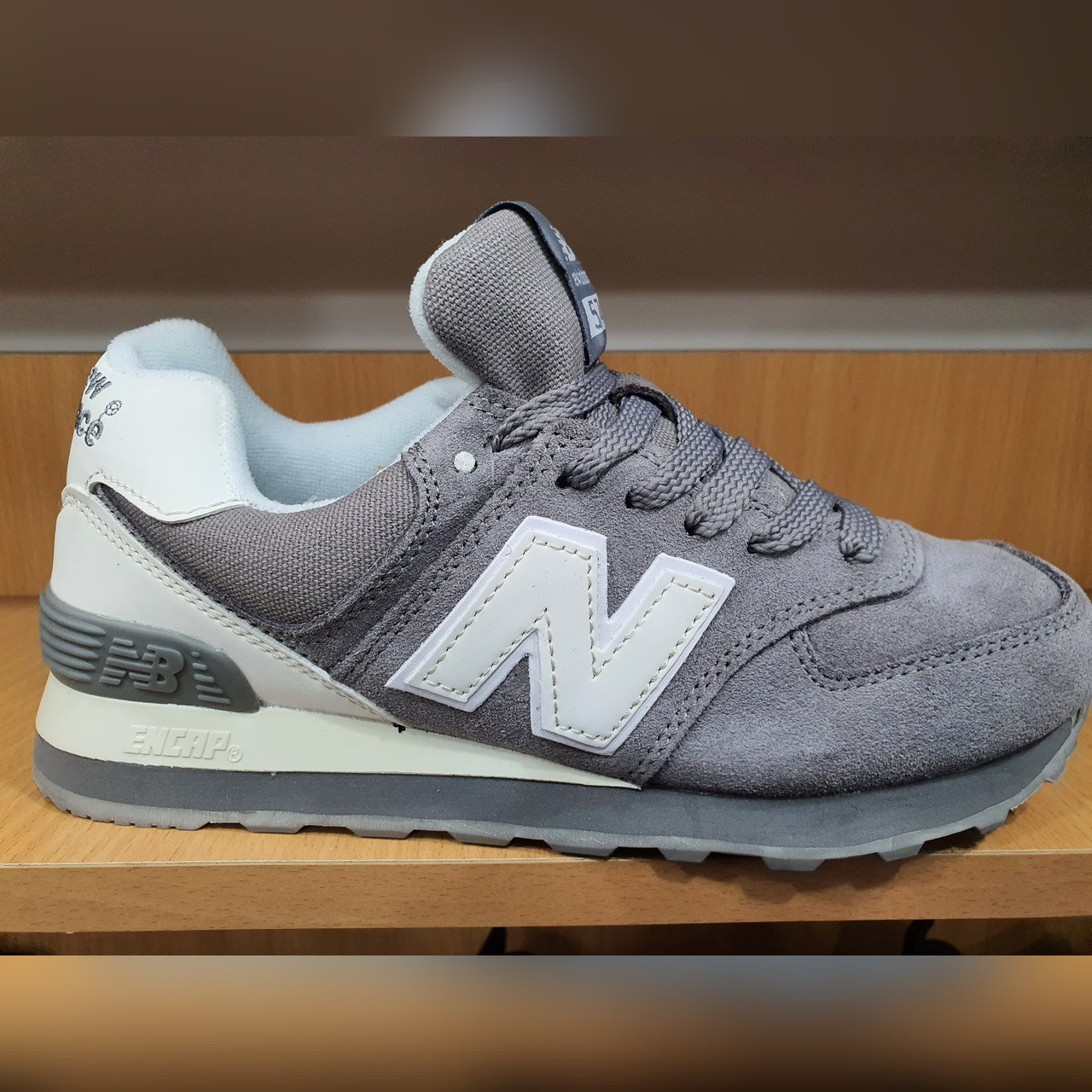 

Кроссовки 574 серый экозамша 1310008 NEW BALANCE Вьетнам