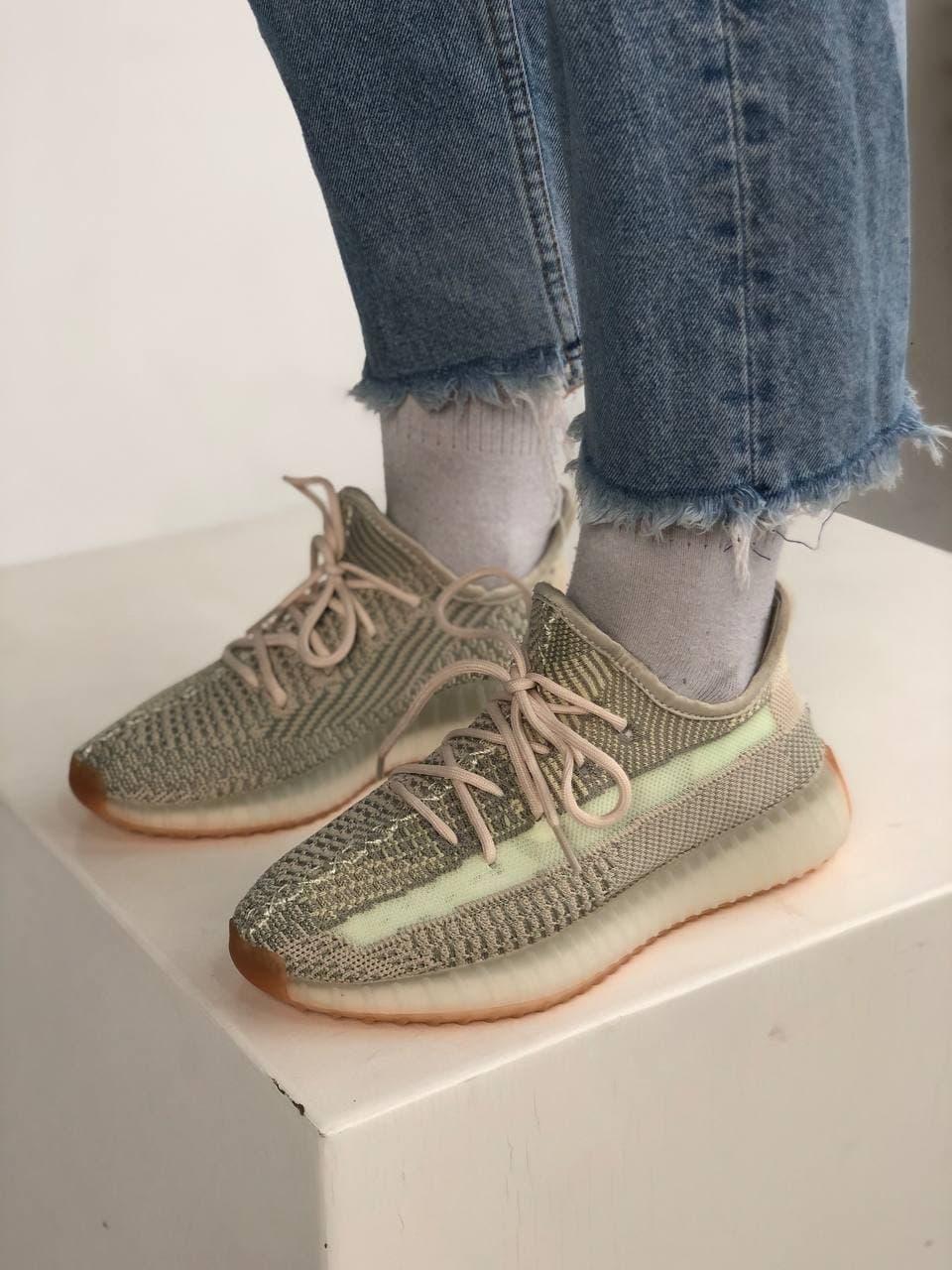 

Женские кроссовки Adidas Yeezy Boost 350 v2 Citrin / Адидас Изи Буст 350 в2 Цитрин 38, Бежевый