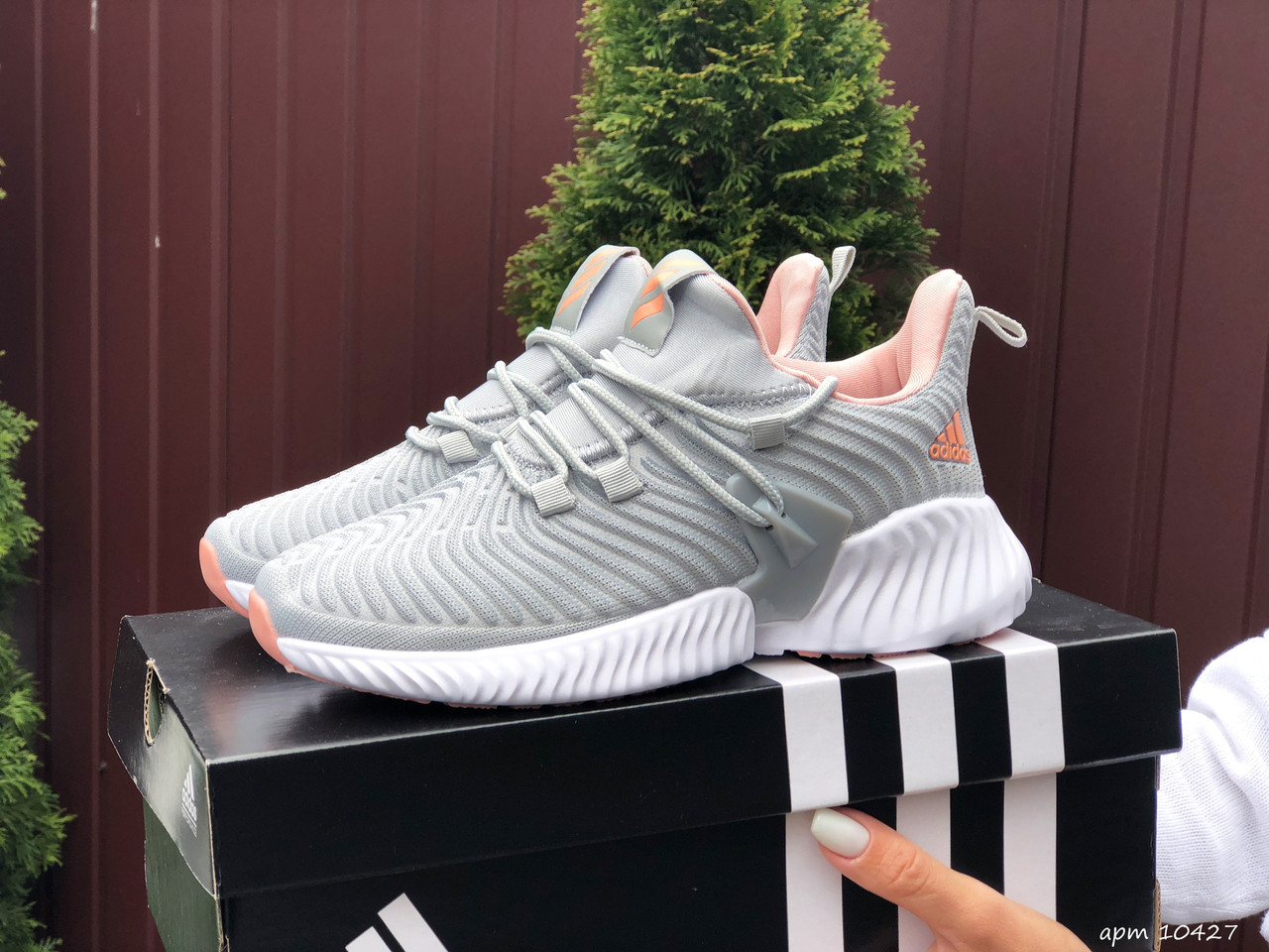 

Кроссовки женские Adidas Alphabounce серые, Адидас. Дышащий материал, прошиты. Код SD-10427 41, Серый