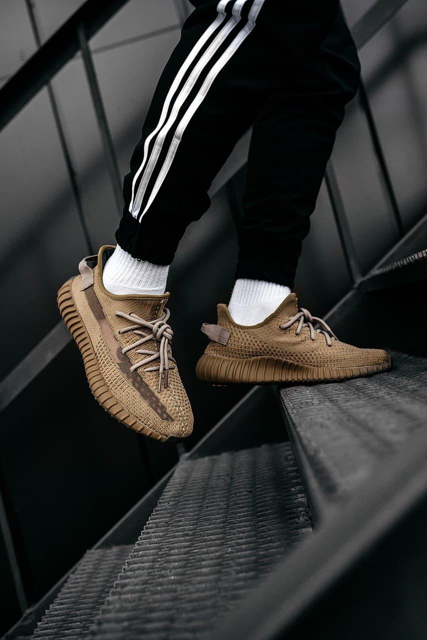 

Кроссовки мужские Adidas Yeezy Boost 350 V2 Earth FX9033 Адидас Изи Буст 350 в 2 Коричневый Размер 44