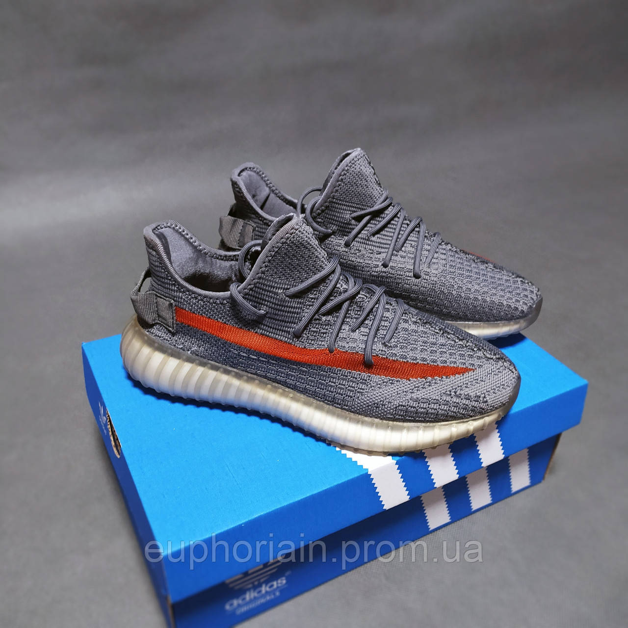 

Мужские кроссовки Adidas Yeezy Boost 350 V2 серые, Серый