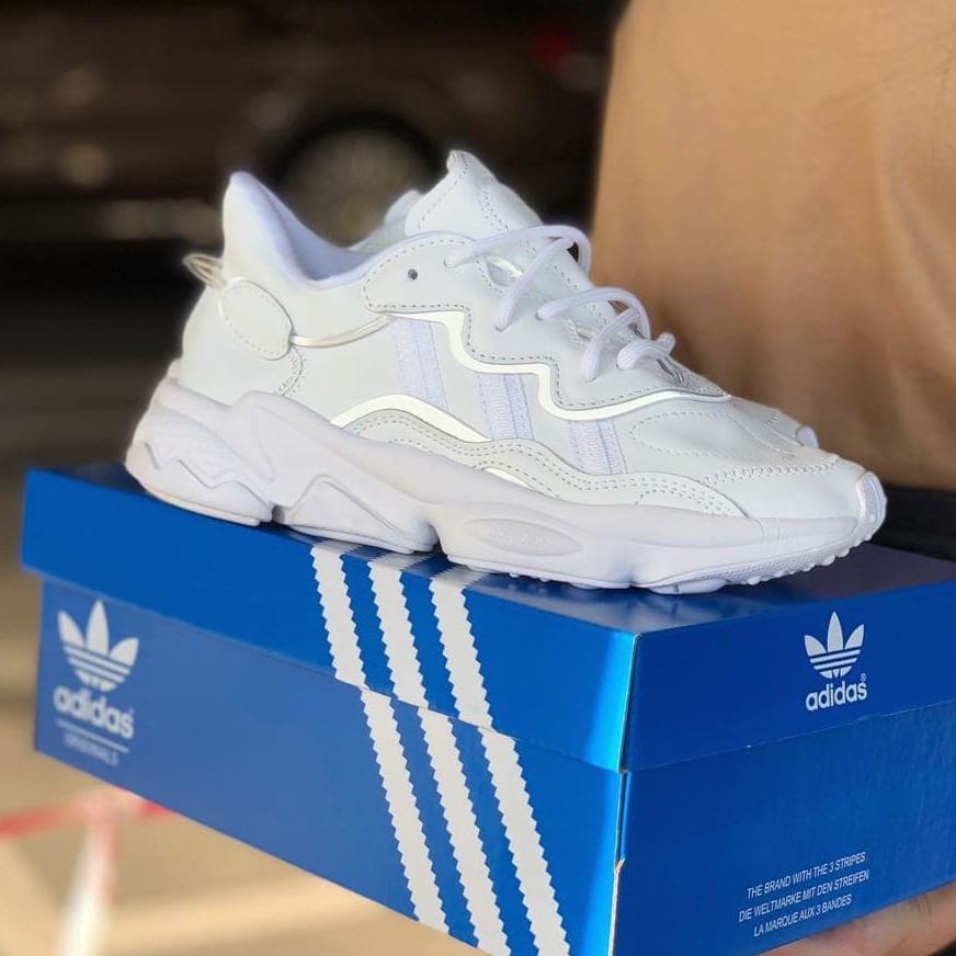 

Мужские белые кроссовки Adidas Ozweego Adiprene / Адидас Озвиго, Белый