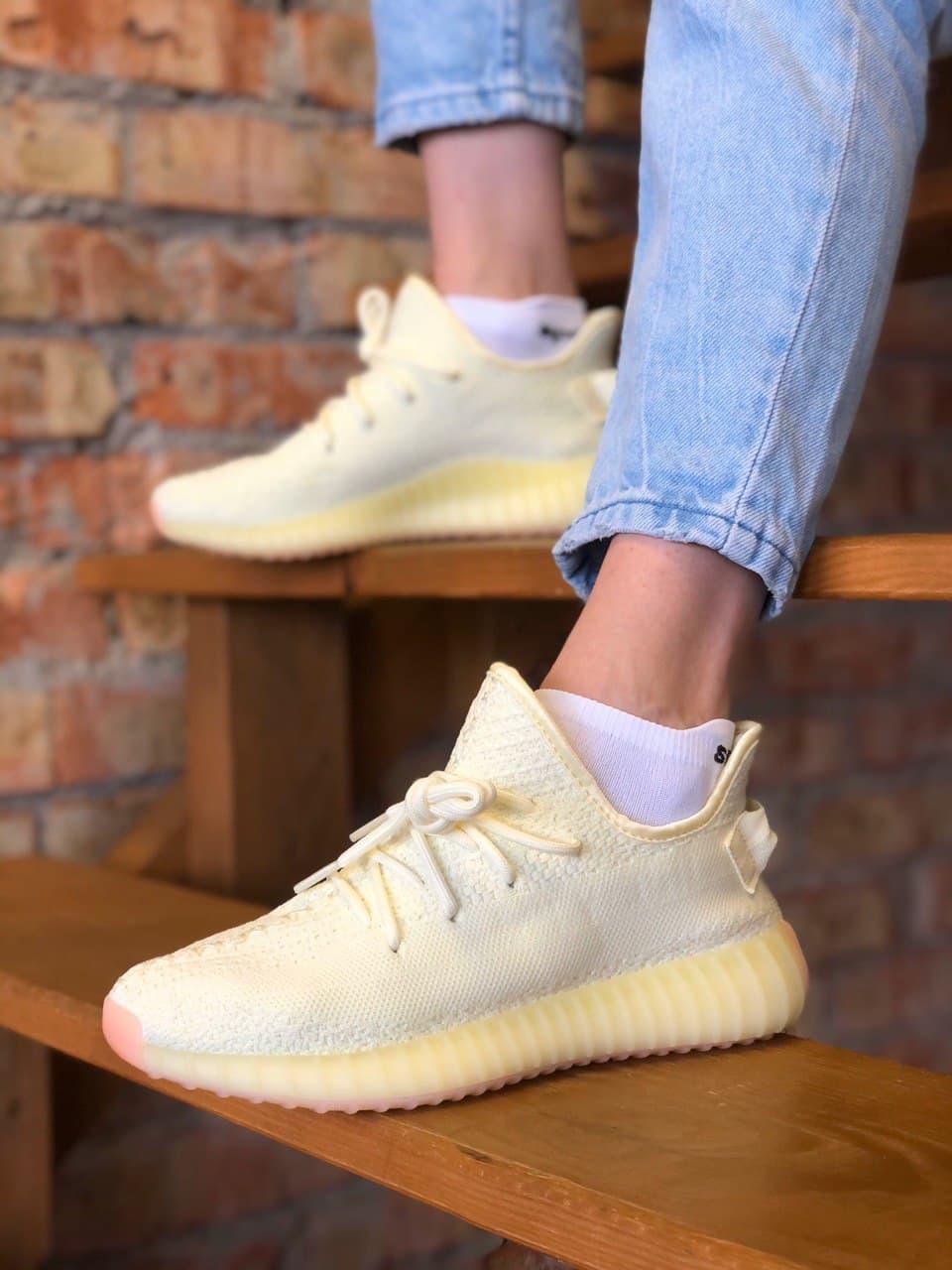 

Женские кроссовки Adidas Yeezy Boost 350 v2 Butter / Адидас Изи Буст 350 в2 Желтые 41, Желтый