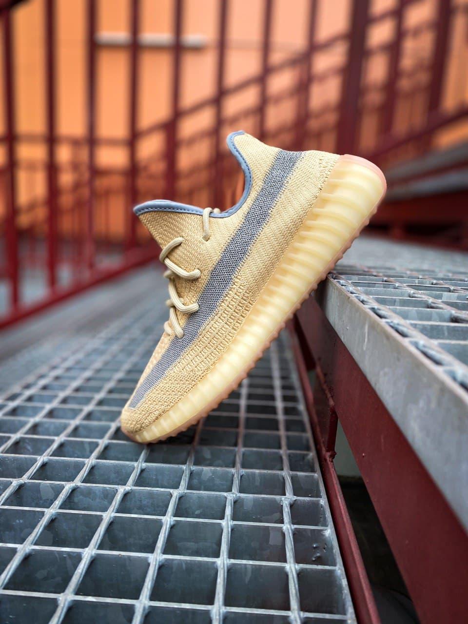 

Мужские кроссовки Adidas Yeezy Boost 350 v2 Linen Yellow Grey / Адидас Изи Буст 350 в2 Желтые Серые 45, Желтый