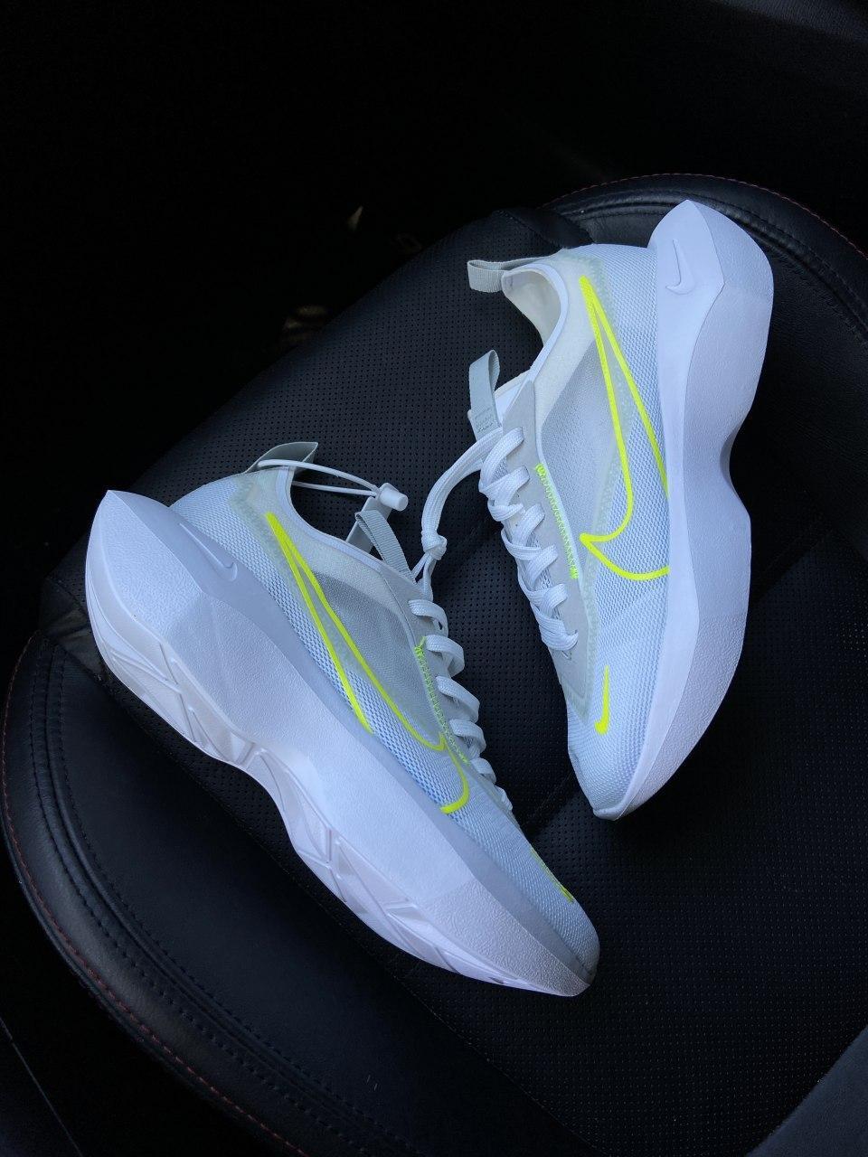 

Женские кроссовки Nike Vista Lite White Yellow / Найк Виста Лайт Белые Желтые 38, Белый